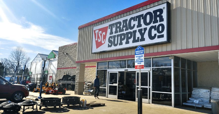 Who Will Compete With Tractor Supply the Most in 2022?