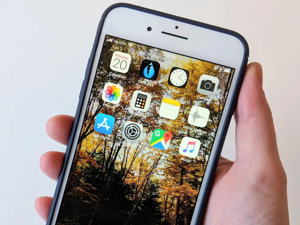 how to change screen saver on iphone